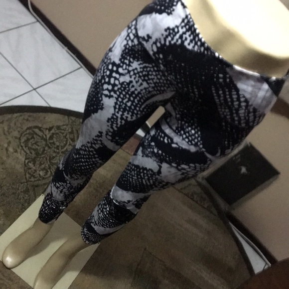 Lululemon Leggings - Picture 2 of 6